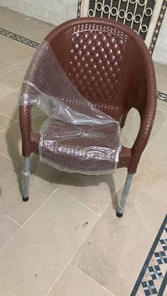 new best plastic chairs and tables