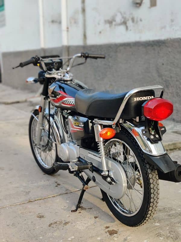 Honda cg125 model 2024 condition 10/10 1