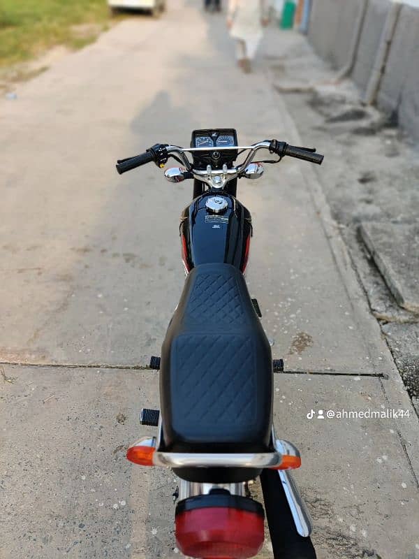 Honda cg125 model 2024 condition 10/10 6