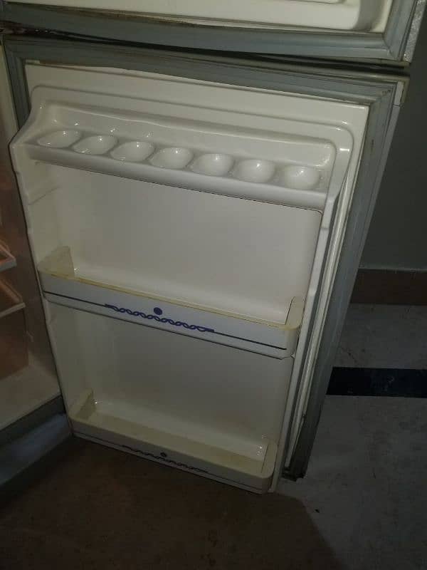 Dawlance refrigarator model# JSI 9111 condtion 10/9 5