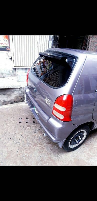 Suzuki Alto 2011 4