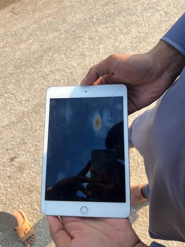 iPad mini 5 64 gb 4