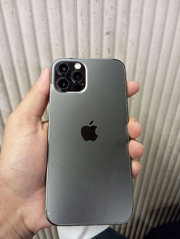 Iphone 12 pro 1