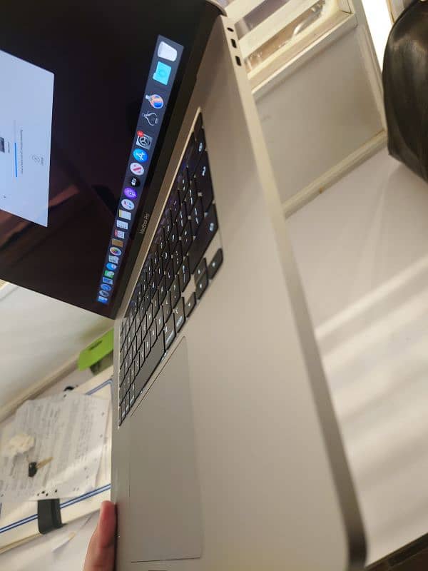 MacBook Pro 2019 16" 5