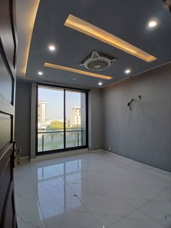 1 bed non furnished appartment available for rent original picture original price 0