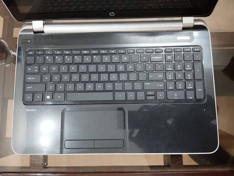 Laptop HP Pavilion 15 4