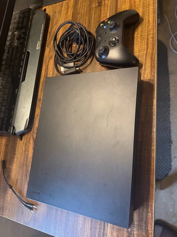 XBOX ONE X 1TB 0