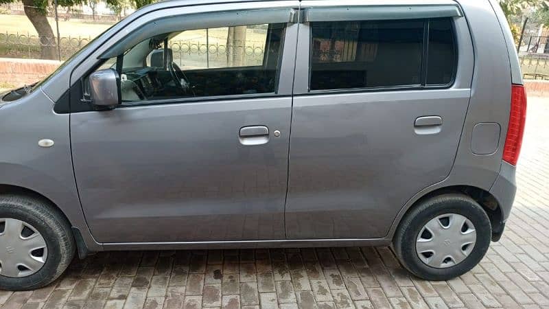 Suzuki Wagon R 2017A. Good condition 3