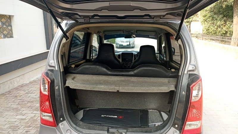 Suzuki Wagon R 2017A. Good condition 18