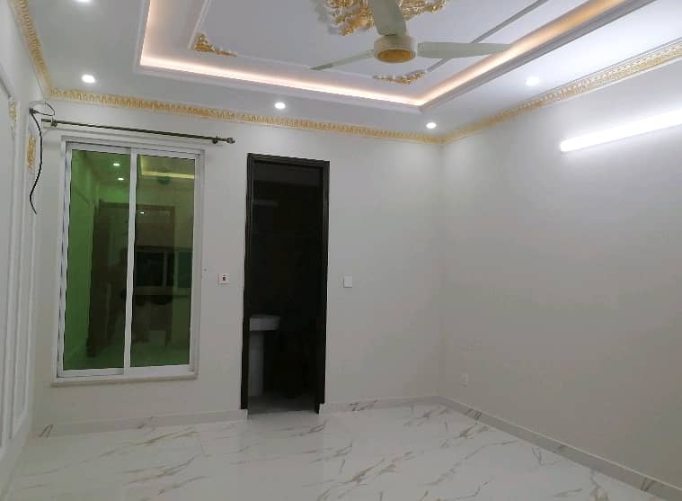 Ideal 4 Marla House Available In New Iqbal Park Cantt, Lahore 4