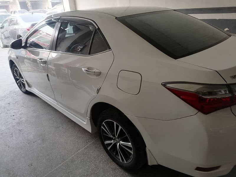 Toyota Altis Grande 2017 5