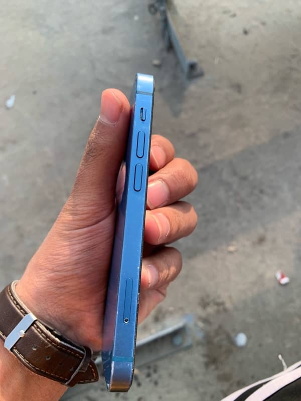 iphone 13 mini blue color 3