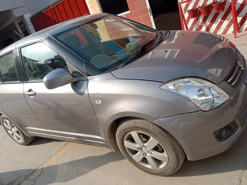 Suzuki Swift 1.3 15