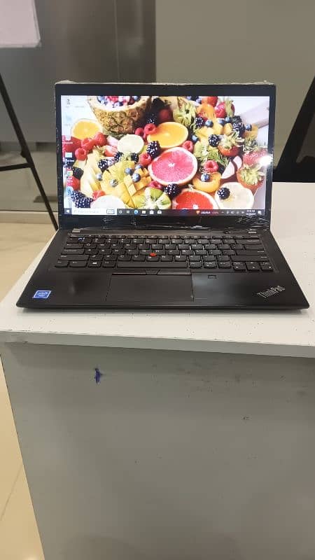 lenovo T490S thinkpad touch screen 1