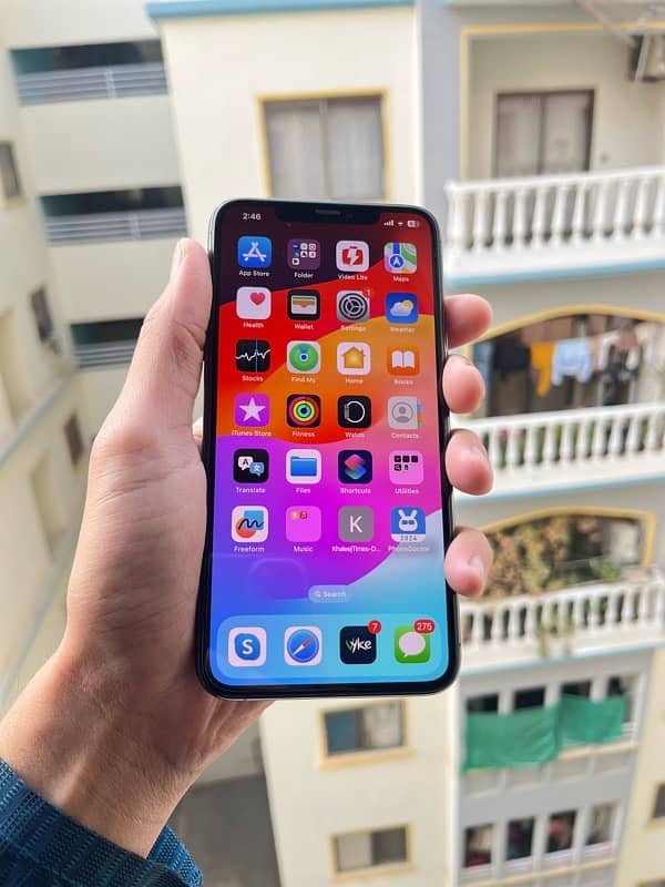 iphone 11 Pro Max for sell 1