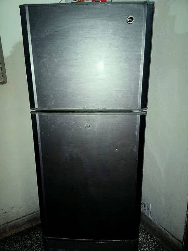 PEL- Used fridge for sale. . . 0