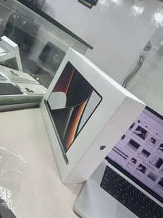 New MacBook Pro 14" M1 Pro Ram 16 GB SSD 1 TB Non Active Apple Warran