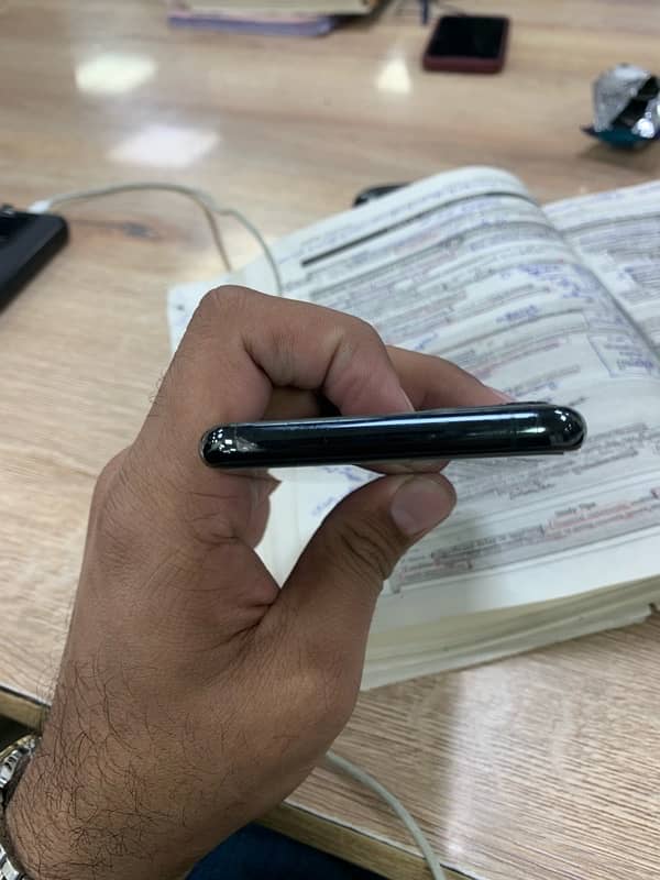 iphone 11 pro 256gb - Non PTA 3