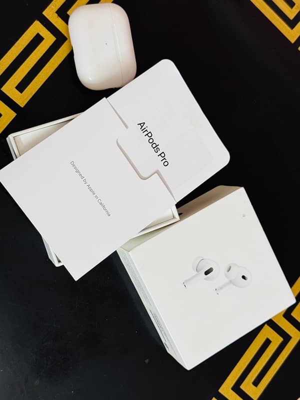 Apple Airpods pro 2nd generation 3