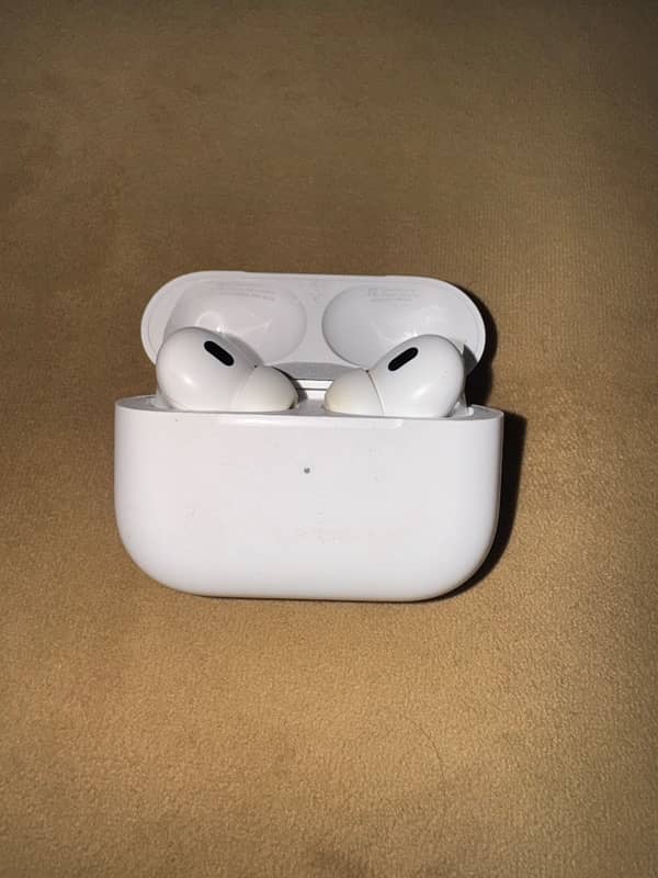 Apple Airpods pro 2nd generation 9