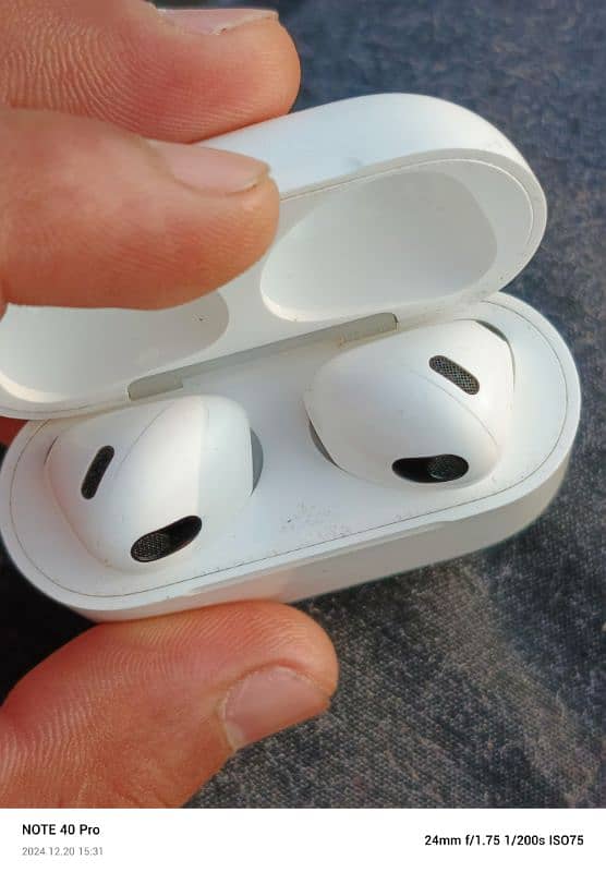 apple Airpod 4