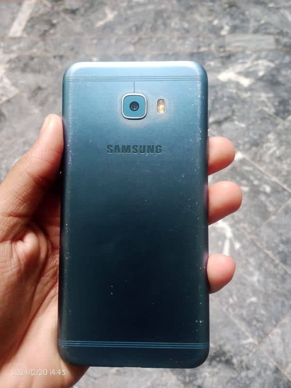 Samsung c5 Pro 1