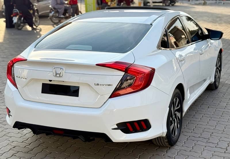 Honda Civic Oriel 2019 UG 4