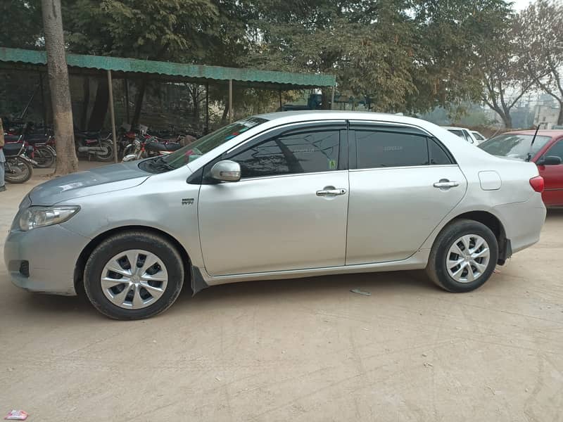 Toyota Corolla GLI 2009 4