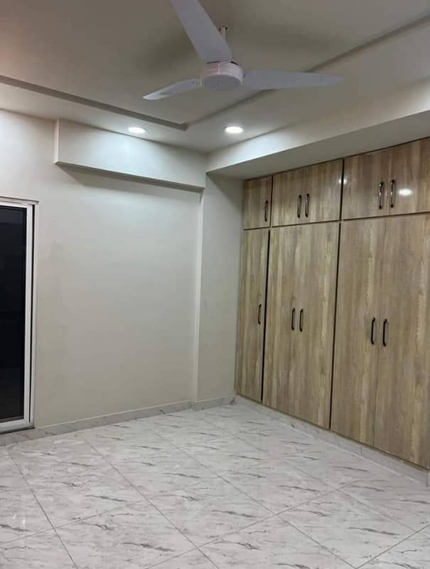 03 BED LUXURY APPARTMENT AVAILBLE FOR RENT AT GULBERG GREEEN ISLAMABAD 1