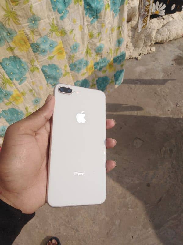 iPhone 8 Plus non pta 2