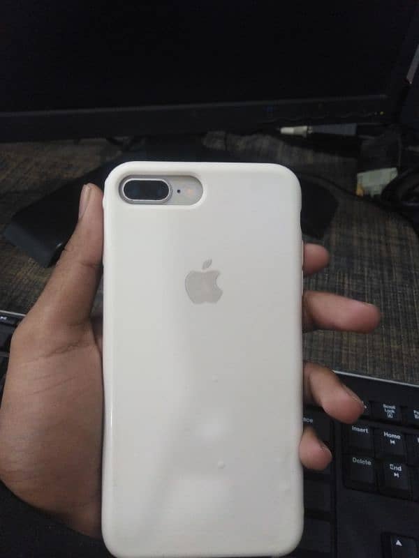 iPhone 8 Plus non pta 4