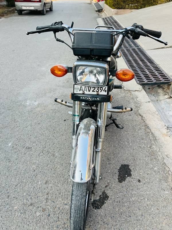 Honda cg 125 2020 black edition 0