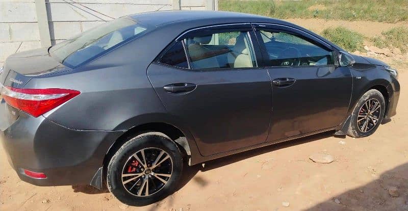 Toyota Corolla GLI 2017 10