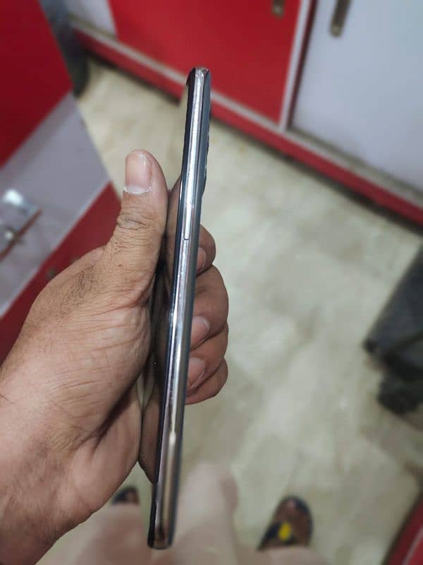 oppo reno 5 with box and charger 4