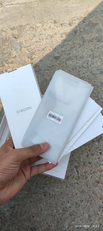 Xiaomi 13T 12/256 Offical PTA 7