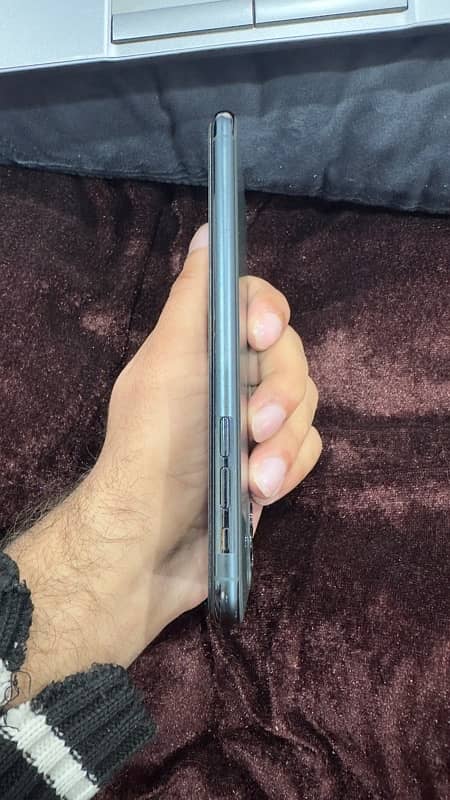 iphone 11'pro max non pta 64gb 5