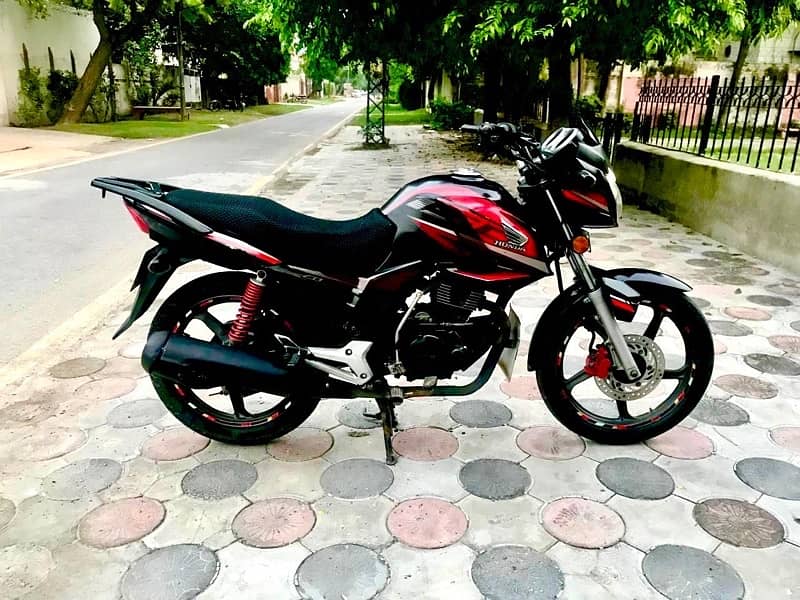 Honda CB 150F 5