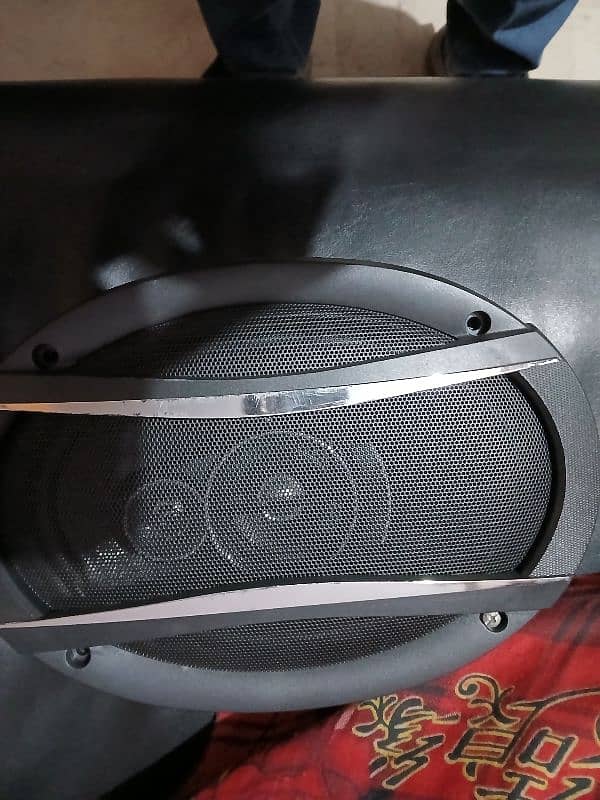 max speakers 0