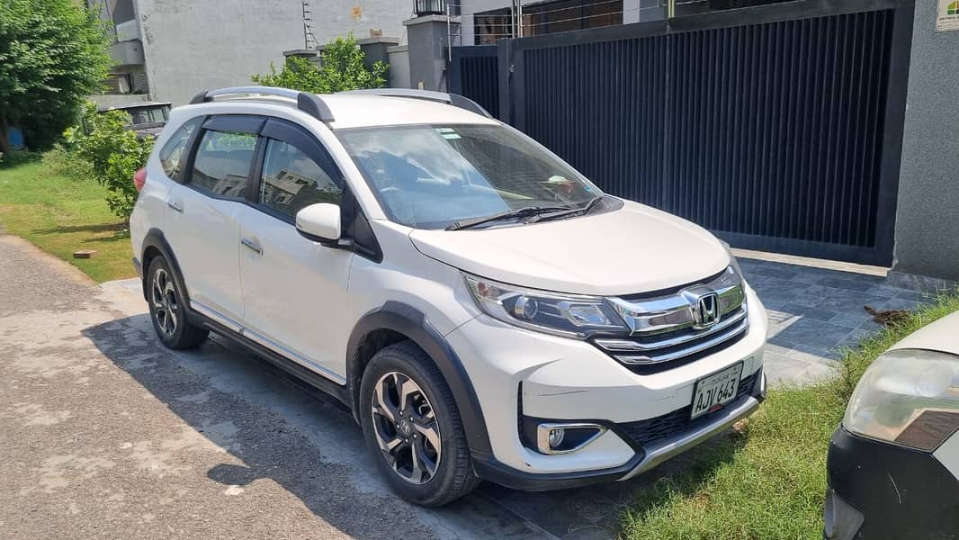 Honda BR-V CVT S 1.5L 2022 Model 2