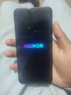 honor 8x 4/128 sirf mobile hai