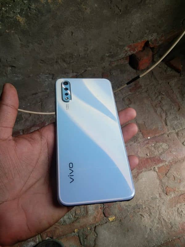 Vivo s1 Mobile for sale & exchange 3