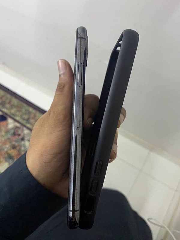 Iphone X 64 GB 4