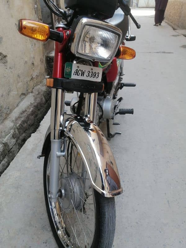 Honda cd 70 9