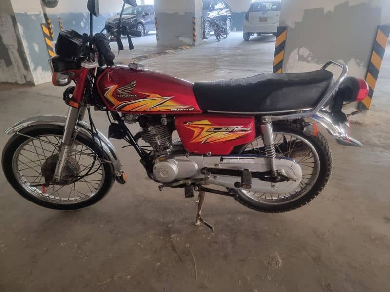 Honda CG 125 in brand new condition 1