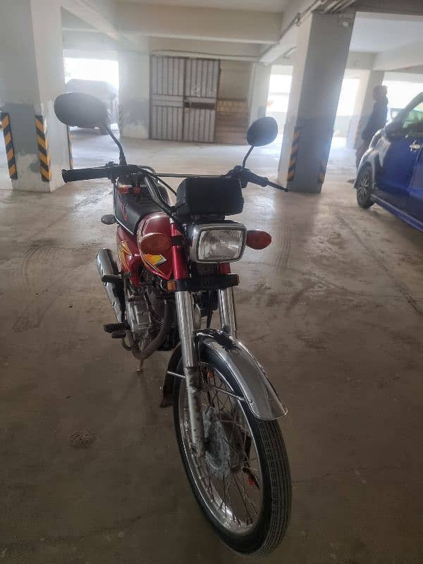 Honda CG 125 in brand new condition 3