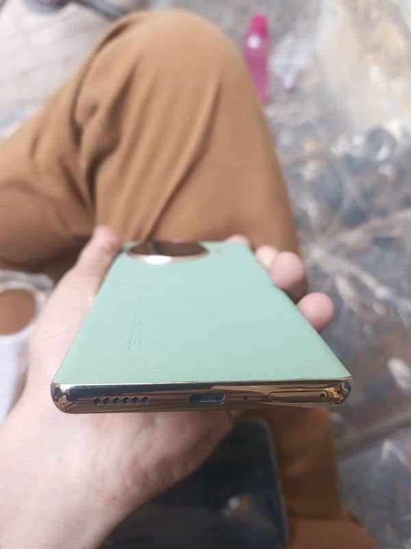 Tecno spark 20 pro plus 10/10 condition 5