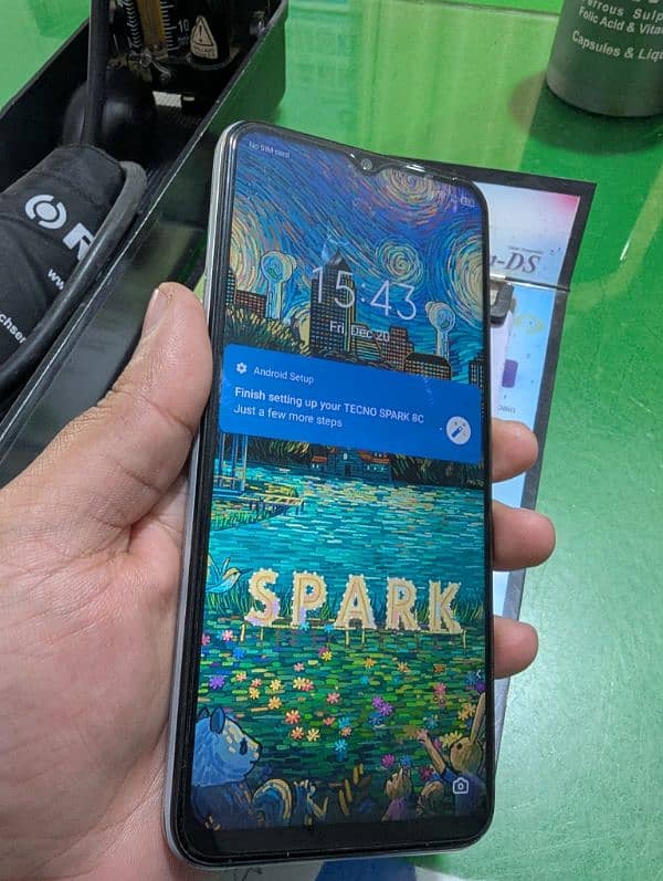 Tecno Spark 8c 4+2gb/128 gb complete box 1