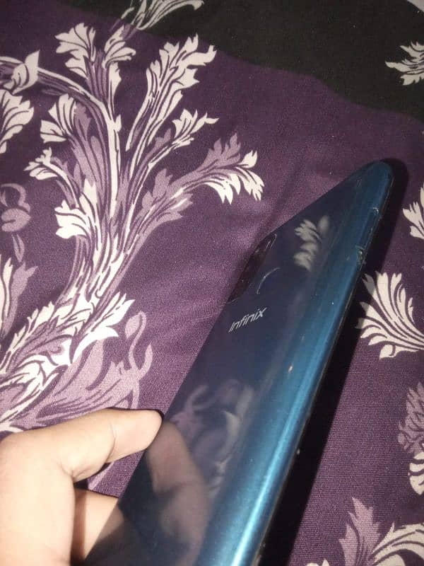 INFINIX HOT 9 PLAY 10/10 CONDITION 1