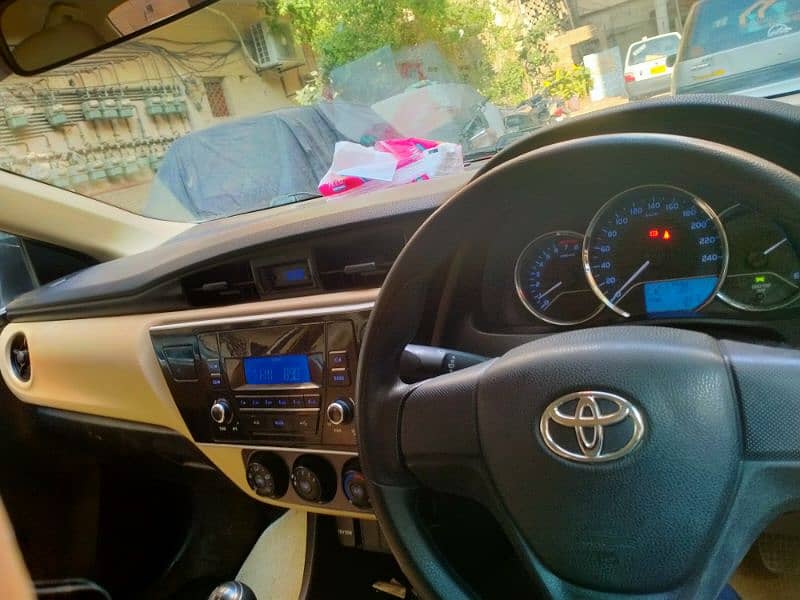 Toyota Corolla XLI 2017. invoice December. Lahore. Number 12