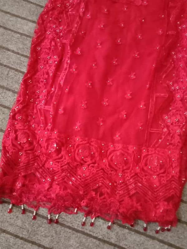 preloved dresses in good condition 10/10 4